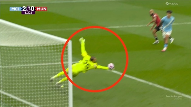 Manchester City đã kiểm soát hoàn toàn trận derby lần thứ 197 với chiến thắng thuyết phục 3-0