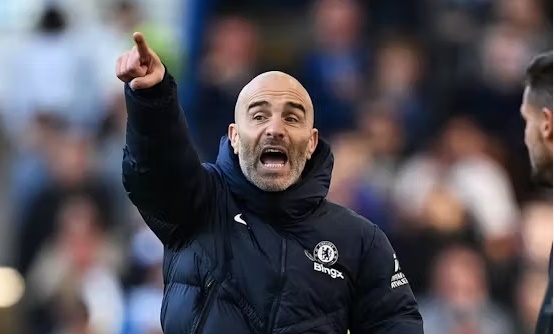 Hàng thủ Chelsea đang rơi vào tình trạng hỗn loạn với nhiều cầu thủ không thể thi đấu